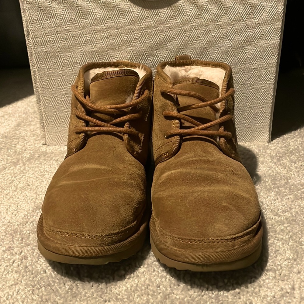 UGG Neumel
